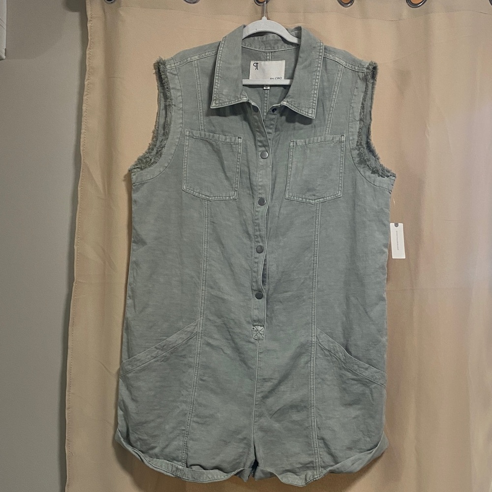 Anthropologie Pilcro Sleeveless Snap-Front Cotton Romper in Sage - Picture 3 of 6